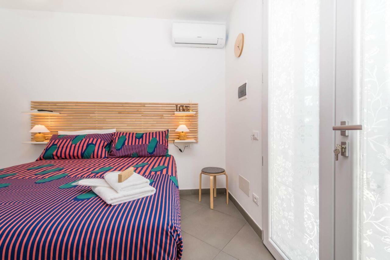 B&B Lo&G Lascari Zewnętrze zdjęcie